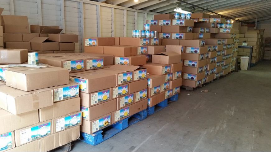 warehouse-pallet-food-product-box